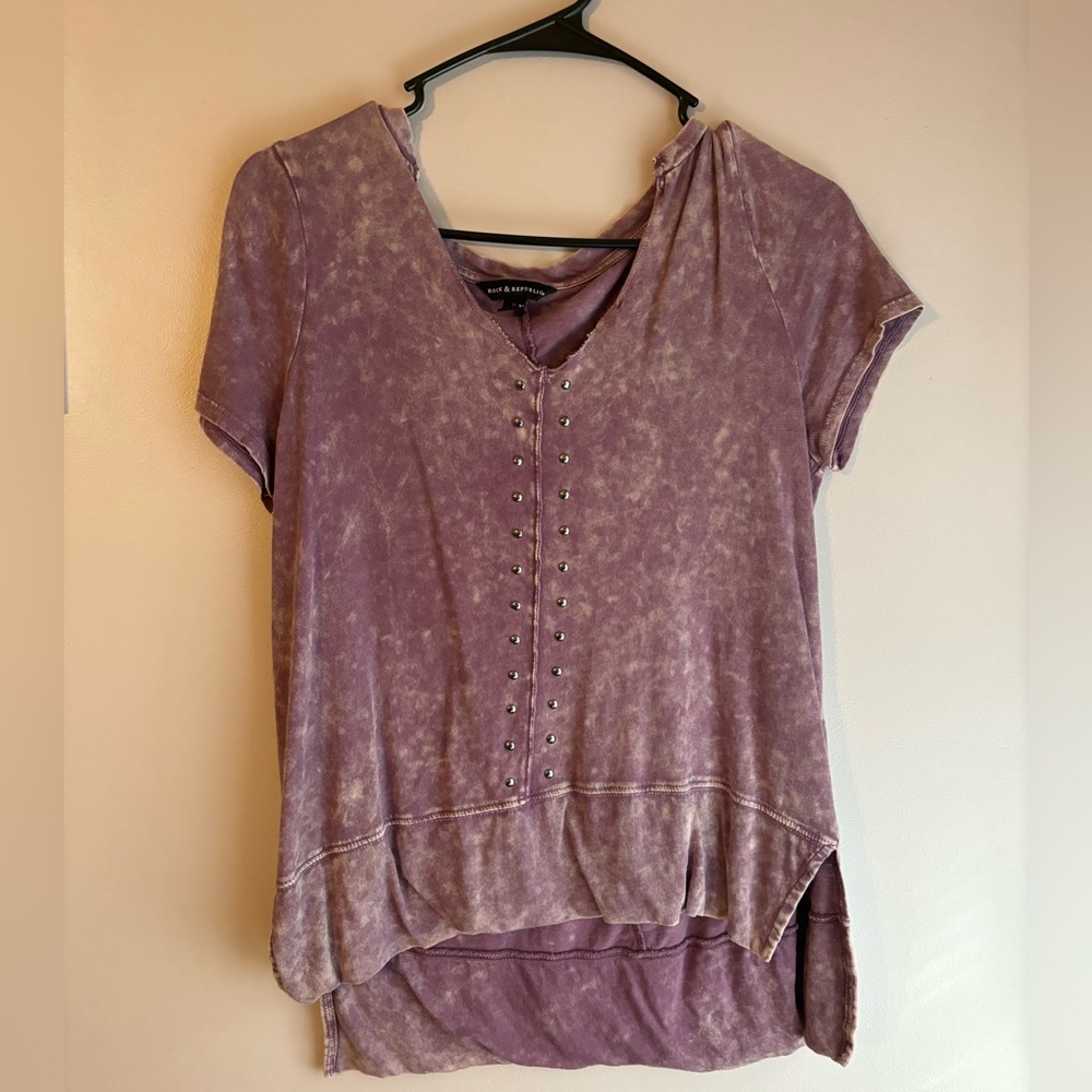Cute purple top